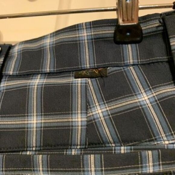 Greg Norman Size 36 Blue Checked Shorts - Picture 2 of 4